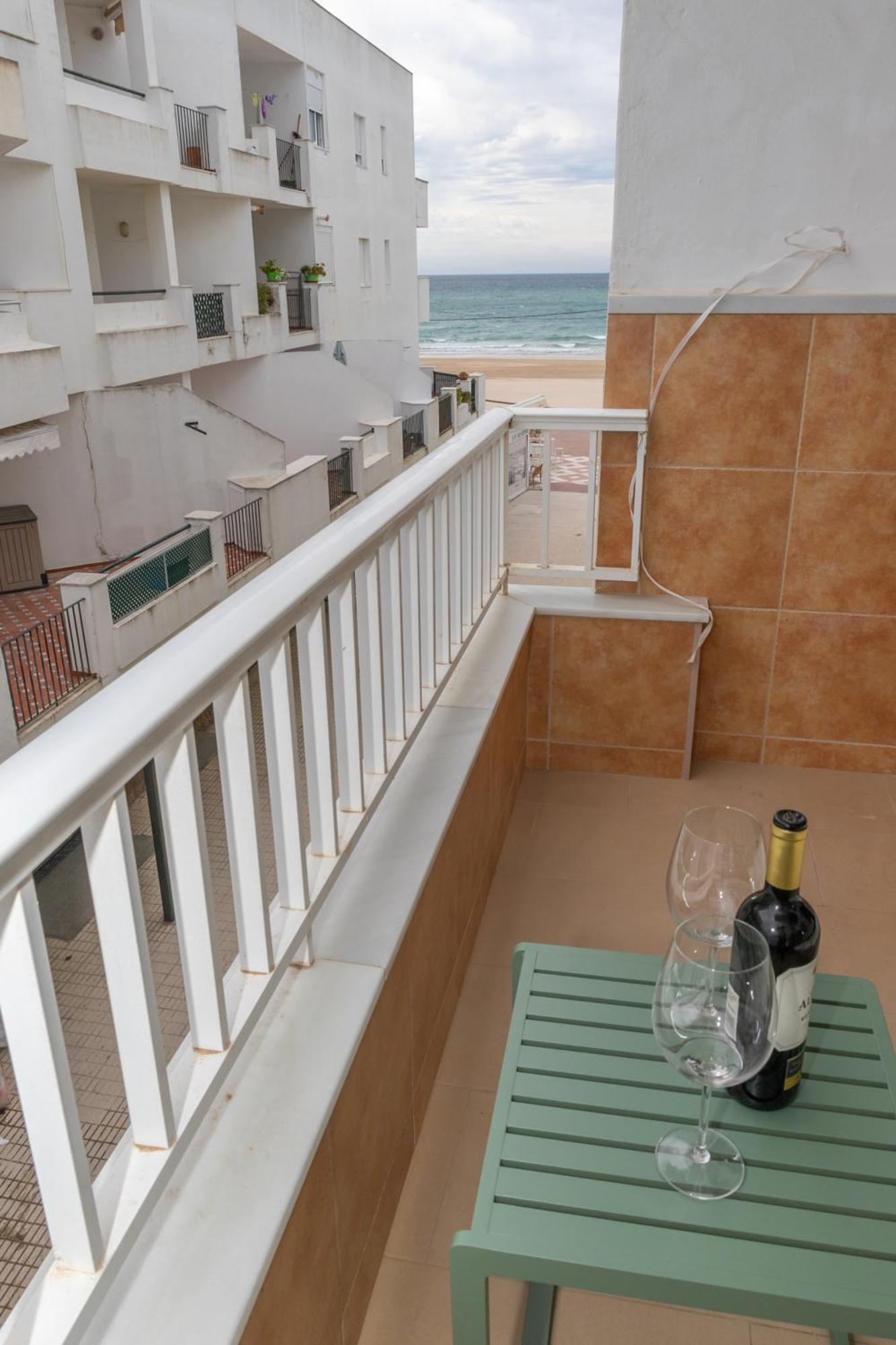 Casa Melva - Primera Linea Con Terraza, Moderno Barbate Eksteriør billede